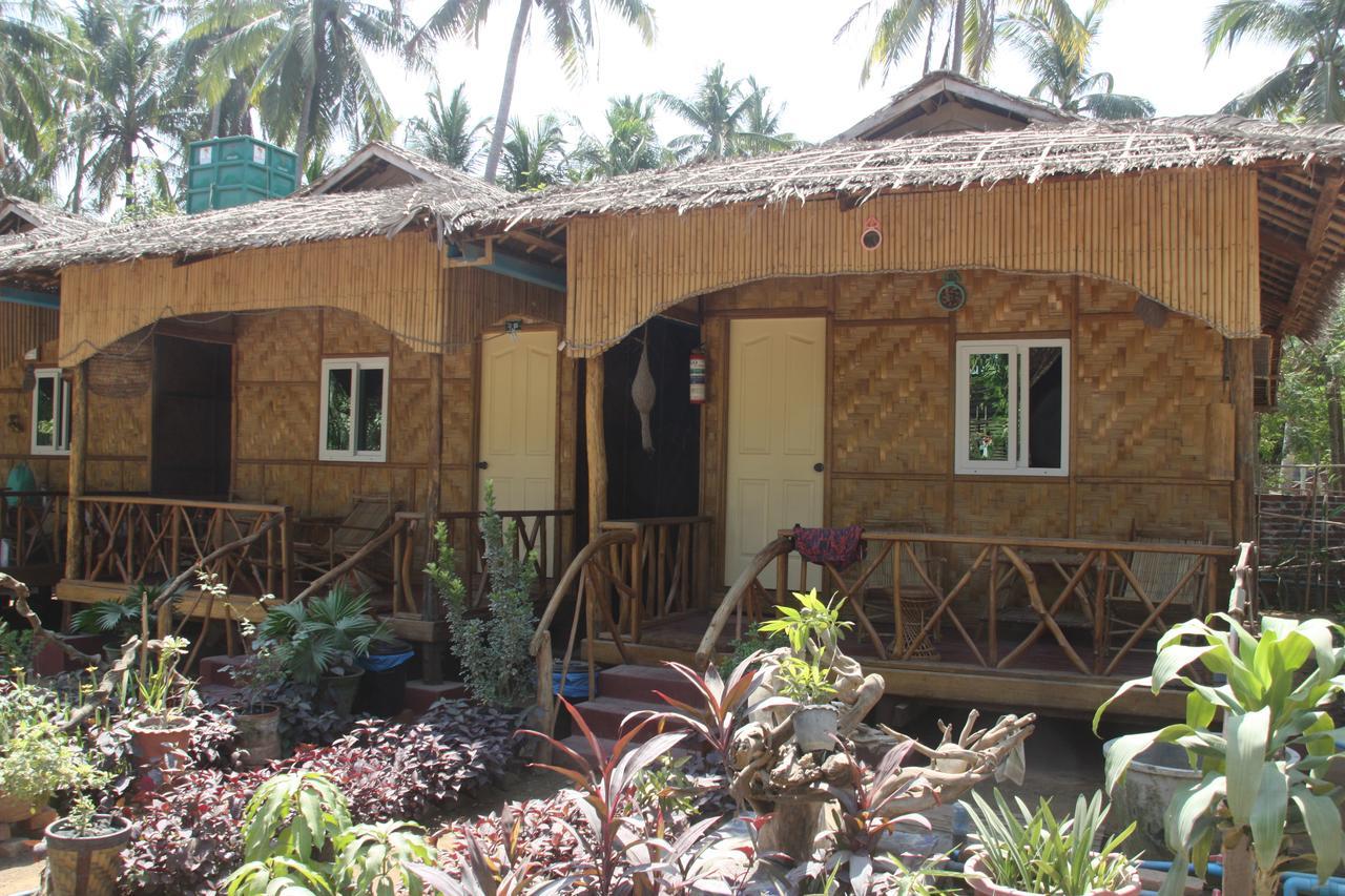 Soe Ko Ko Beach House & Restaurant Ngwesaung Exteriér fotografie